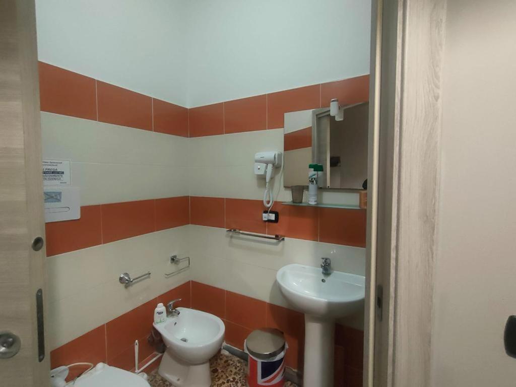 B&B Stadio カタンザーロ エクステリア 写真